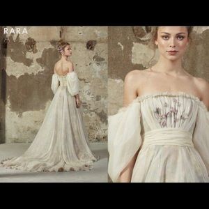 Bohemian Rara Avis Wedding Dress